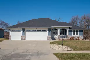 738 Willow Bend Dr, Racine, WI 53185 - Photo 47