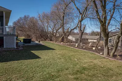 738  Willow Bend Dr, Racine, WI 53185 - Photo 45