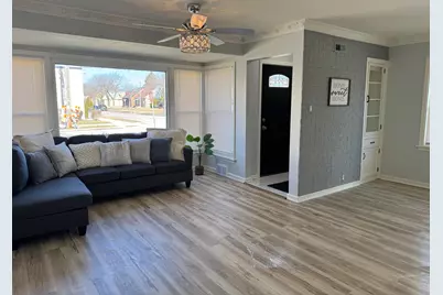 4201 W Ruby Ave, Milwaukee, WI 53209 - Photo 5