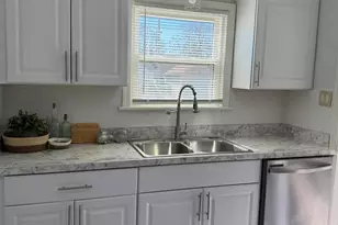 4201 W Ruby Ave, Milwaukee, WI 53209 - Photo 7