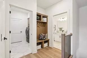 2116 Bluestem Dr, Waukesha, WI 53188 - Photo 23