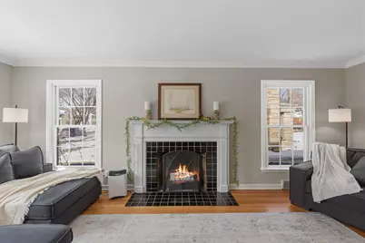 2416 N 91st St, Wauwatosa, WI 53226 - Photo 5