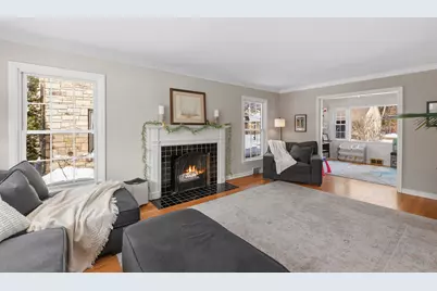 2416 N 91st St, Wauwatosa, WI 53226 - Photo 3