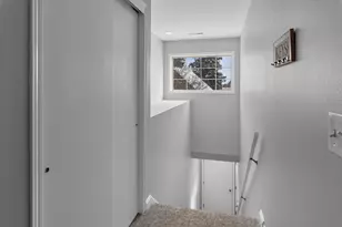 9374 W Loomis Rd, Franklin, WI 53132 - Photo 21