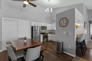 9374 W Loomis Rd, Franklin, WI 53132 - Photo 7