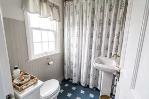 6590 W Hadley St, Milwaukee, WI 53210 - Photo 37