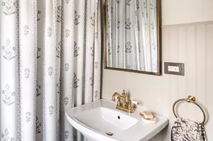 6590 W Hadley St, Milwaukee, WI 53210 - Photo 39