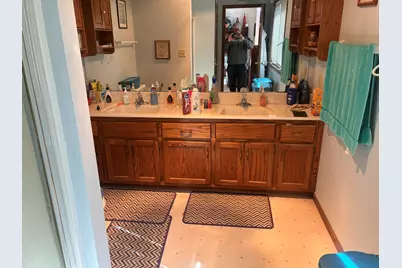 N64W15856  Wildflower Dr, Menomonee Falls, WI 53051 - Photo 7