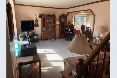 N64W15856  Wildflower Dr, Menomonee Falls, WI 53051 - Photo 3