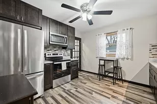 4917 W Norwich Ct, Milwaukee, WI 53220 - Photo 5