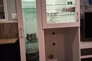 2470 S 62nd St, West Allis, WI 53219 - Photo 11