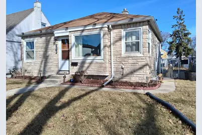 2470 S 62nd St, West Allis, WI 53219 - Photo 1