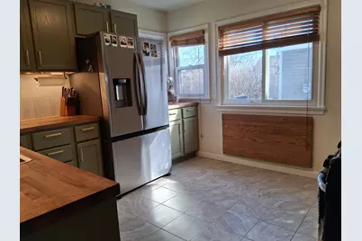 2470 S 62nd St, West Allis, WI 53219 - Photo 7