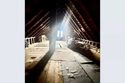 2415 S 9th St #2415A, Milwaukee, WI 53215 - Photo 15