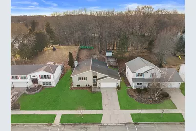 1130  Green Tree Rd, West Bend, WI 53090 - Photo 41