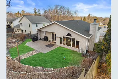 1130  Green Tree Rd, West Bend, WI 53090 - Photo 37