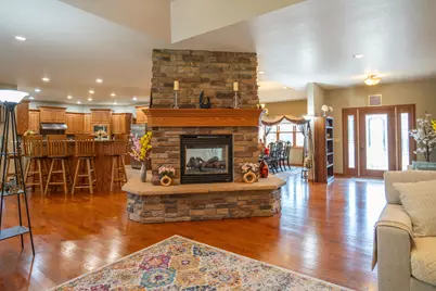 13175  Jay St, Trempealeau, WI 54661 - Photo 5