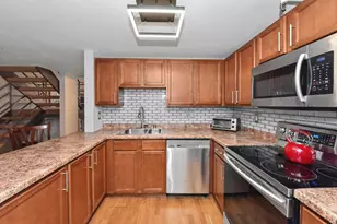 270 E Highland Ave, Milwaukee, WI 53202 - Photo 7