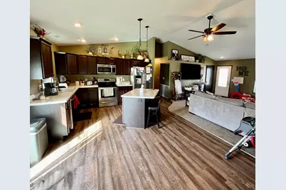 2021  Cedarwood Ave, Sparta, WI 54656 - Photo 5