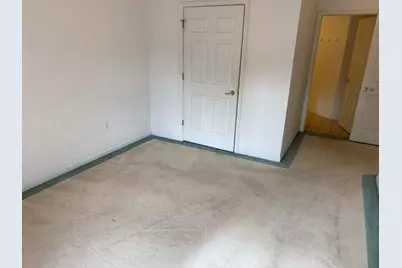 13070 W Bluemound Rd #110, Elm Grove, WI 53122 - Photo 7