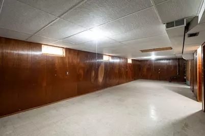 10915 W Harvard Ln, Wauwatosa, WI 53226 - Photo 13