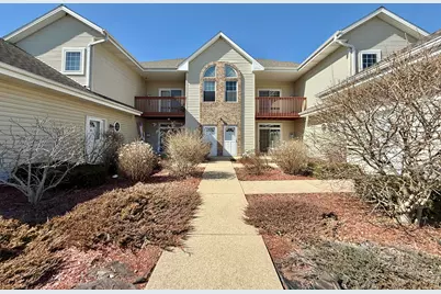434  Betzer Rd #B, Delavan, WI 53115 - Photo 1