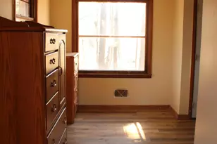 4961 S 92nd St, Greenfield, WI 53228 - Photo 5