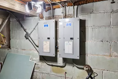 3709 W Miller Ln, Milwaukee, WI 53208 - Photo 23