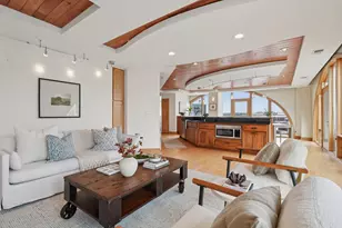 102 N Water St, Milwaukee, WI 53202 - Photo 5