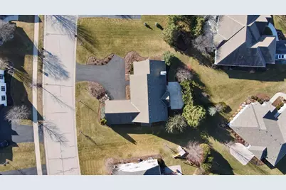 1864  River Lakes Rd, Oconomowoc, WI 53066 - Photo 37