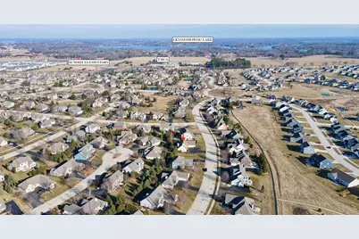 1864  River Lakes Rd, Oconomowoc, WI 53066 - Photo 39