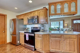 W189N5050 Crestview Terrace, Menomonee Falls, WI 53051 - Photo 11