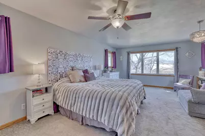 W189N5050  Crest View Ter, Menomonee Falls, WI 53051 - Photo 19