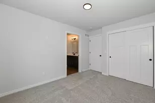 9546 S Bergamont Dr, Franklin, WI 53132 - Photo 41