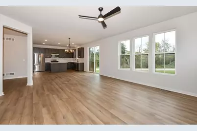 9546 S Bergamont Dr, Franklin, WI 53132 - Photo 15