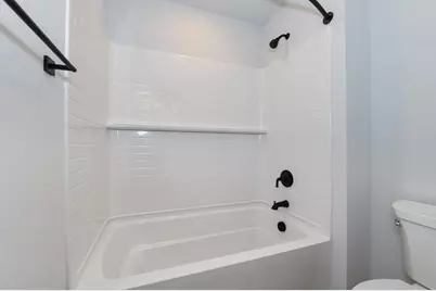 9546 S Bergamont Dr, Franklin, WI 53132 - Photo 43