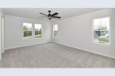 9546 S Bergamont Dr, Franklin, WI 53132 - Photo 29