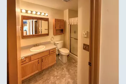 715  Canterberry Ct #105, West Bend, WI 53090 - Photo 9