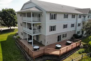 715 Canterberry Ct, West Bend, WI 53090 - Photo 15