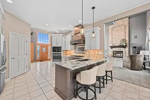 W3730 Decora Rd, Hubbard, WI 53032 - Photo 7