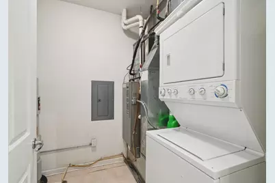 1915 N Water St #209, Milwaukee, WI 53202 - Photo 11