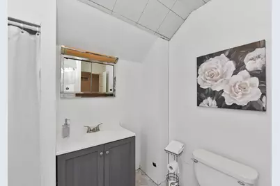 1203  Lincoln Ave, Waukesha, WI 53186 - Photo 17