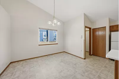 2050  Blackfoot Ave, Grafton, WI 53024 - Photo 13