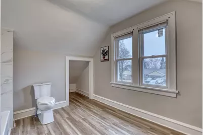 2338 S 98th St, West Allis, WI 53227 - Photo 23