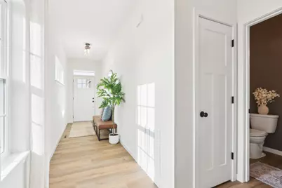 981  Lagom Way, Oconomowoc, WI 53066 - Photo 5