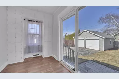 163  15th St, Fond du Lac, WI 54935 - Photo 9