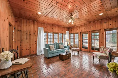 7009  Wellauer Dr, Wauwatosa, WI 53213 - Photo 11