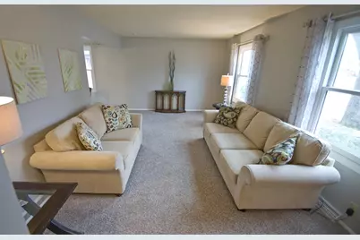 1804  Hemit Ave, Waukesha, WI 53189 - Photo 5