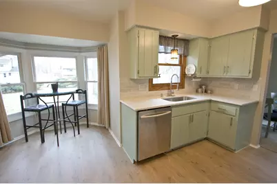 1804  Hemit Ave, Waukesha, WI 53189 - Photo 9