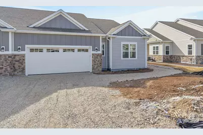 845  Stirling Dr #Bldg 23, Unit 46, Oconomowoc, WI 53066 - Photo 1